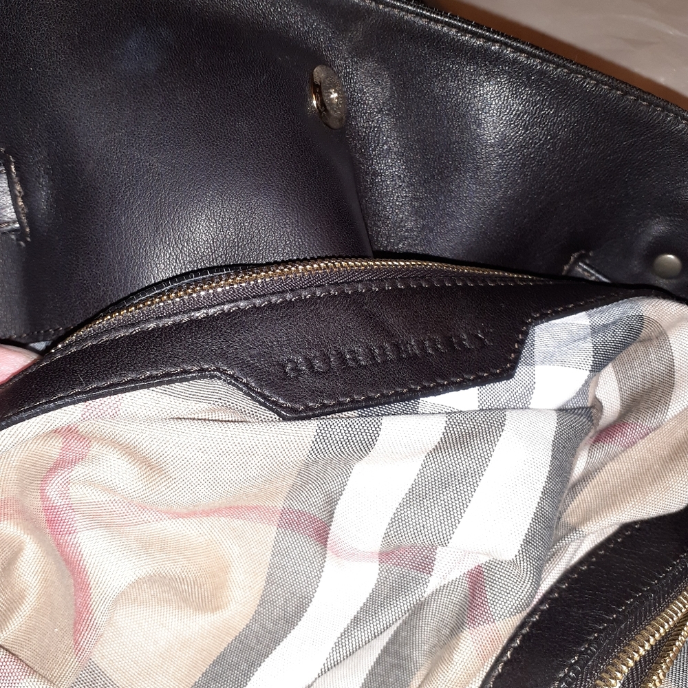 Burberry - Picture 6 of 7